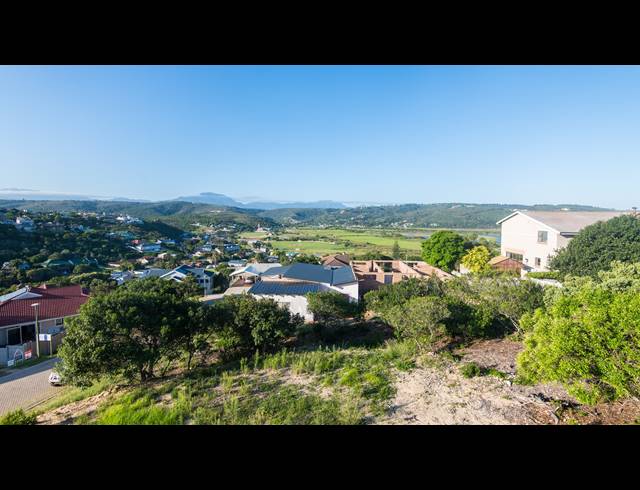 775M² VACANT LAND FOR SALE IN BERGSIG